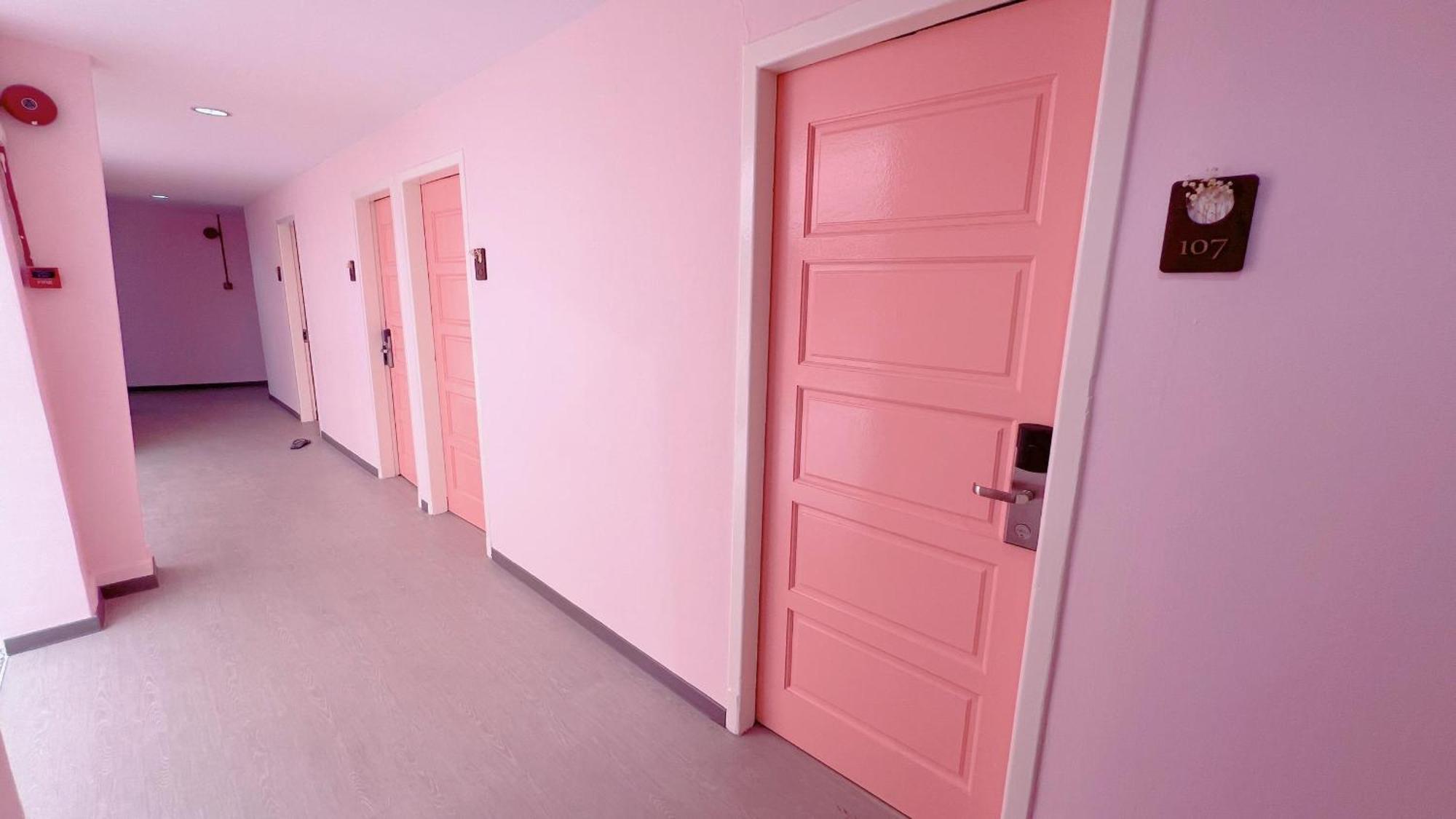 Pink Cabana Hotel George Town Eksteriør bilde